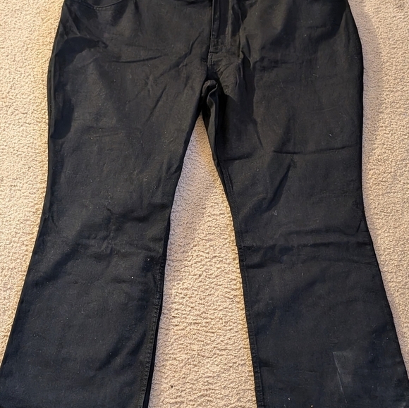 New With Tags Lee Black Mid Rise Regular Fit Bootcut Jeans Size 26W Petite - Picture 4 of 6